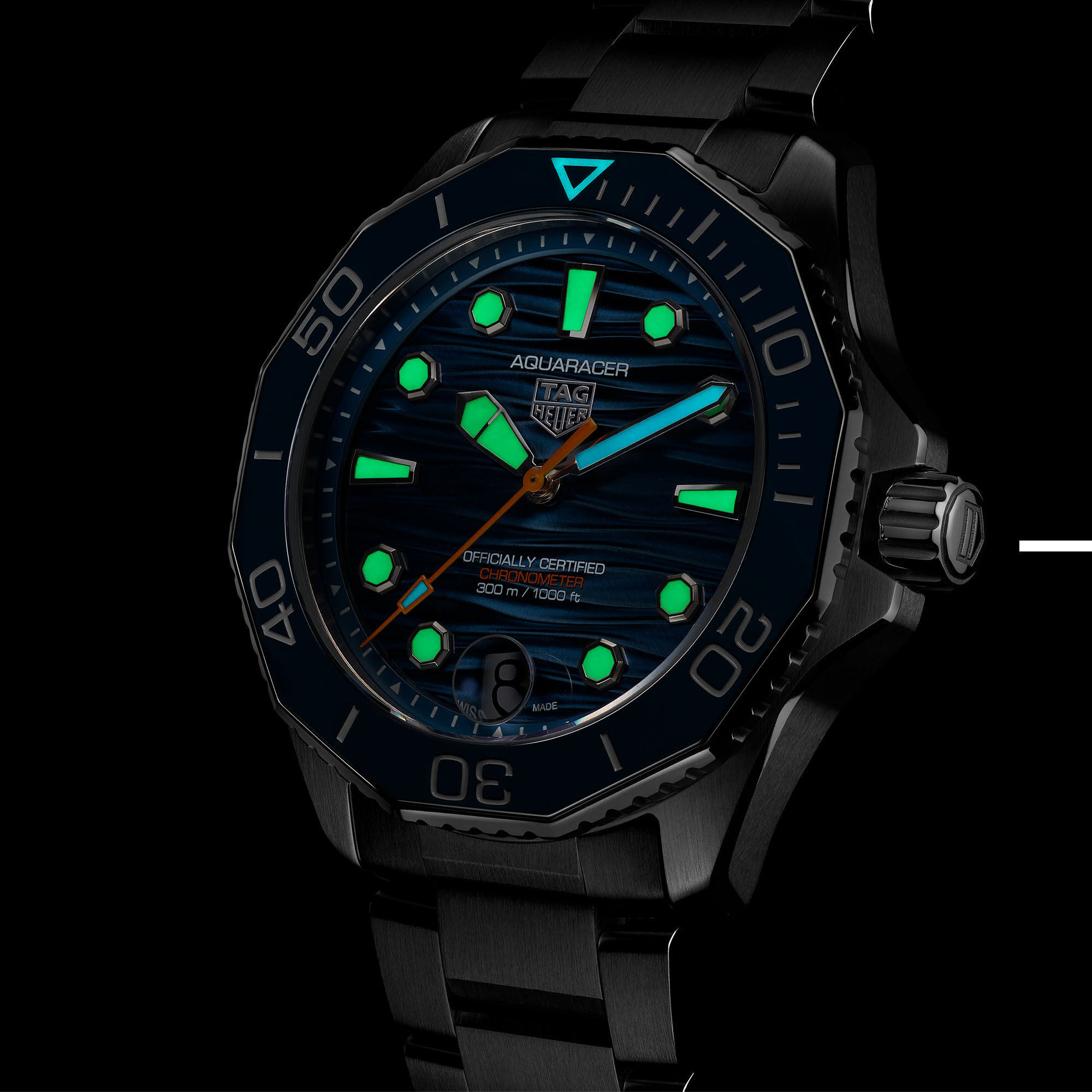 TAG Heuer Aquaracer ブラック TAG Heuer Aquaracer - Titanium PVD & Carbon - 41 mm | TAG Heuer